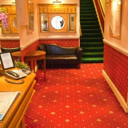 Temple Bar Townhouse מלון