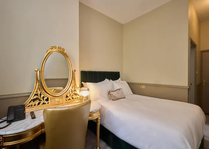 Temple Bar Townhouse Отель Дублин