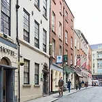 호텔 Temple Bar Townhouse 2*