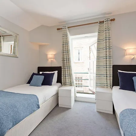 Temple Bar Townhouse ホテル 2*