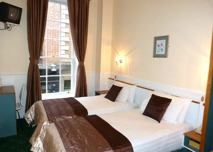 Temple Bar Townhouse מלון 2*