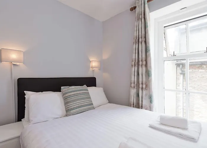 Temple Bar Townhouse 2*