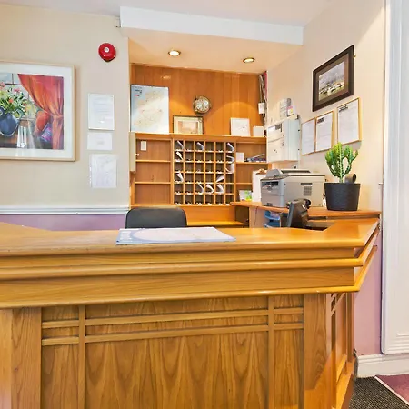 Temple Bar Townhouse Hotel