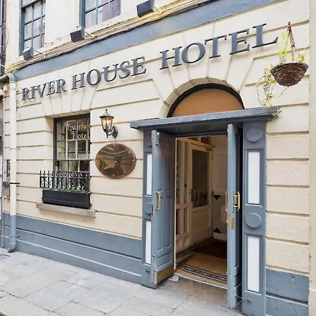 Temple Bar Townhouse Hotel 2*